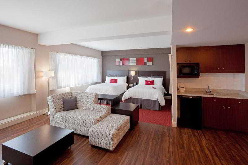 Armon Plaza Montreal Airpt, Trademark Collection By Wyndham Værelse billede