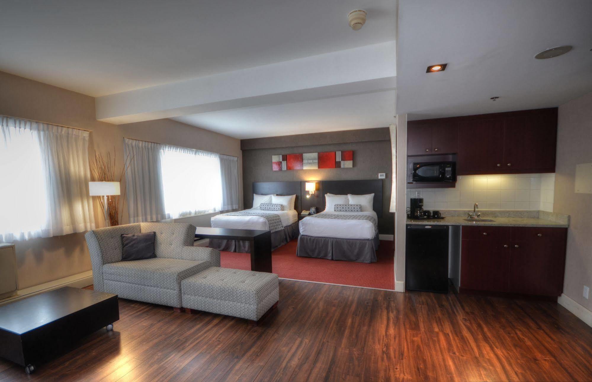 Armon Plaza Montreal Airpt, Trademark Collection By Wyndham Eksteriør billede